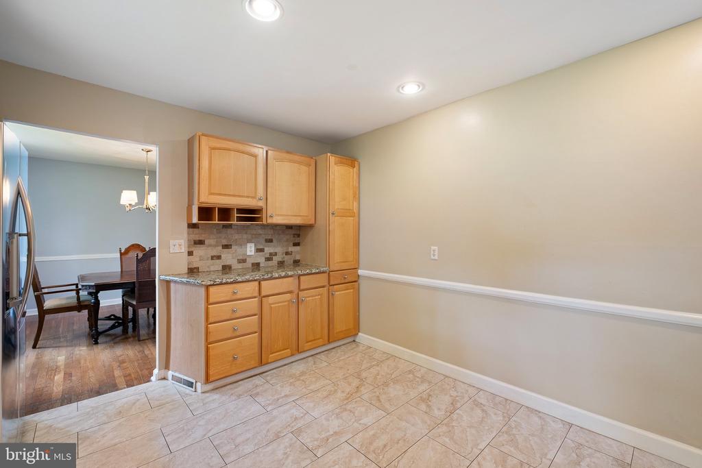 2403 LARKWOOD DRIVE