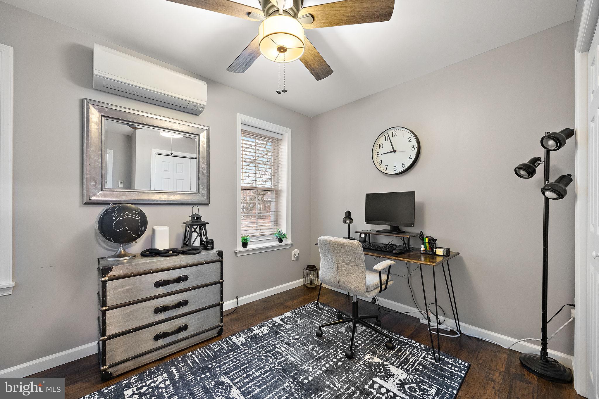 705 S VAN BUREN STREET