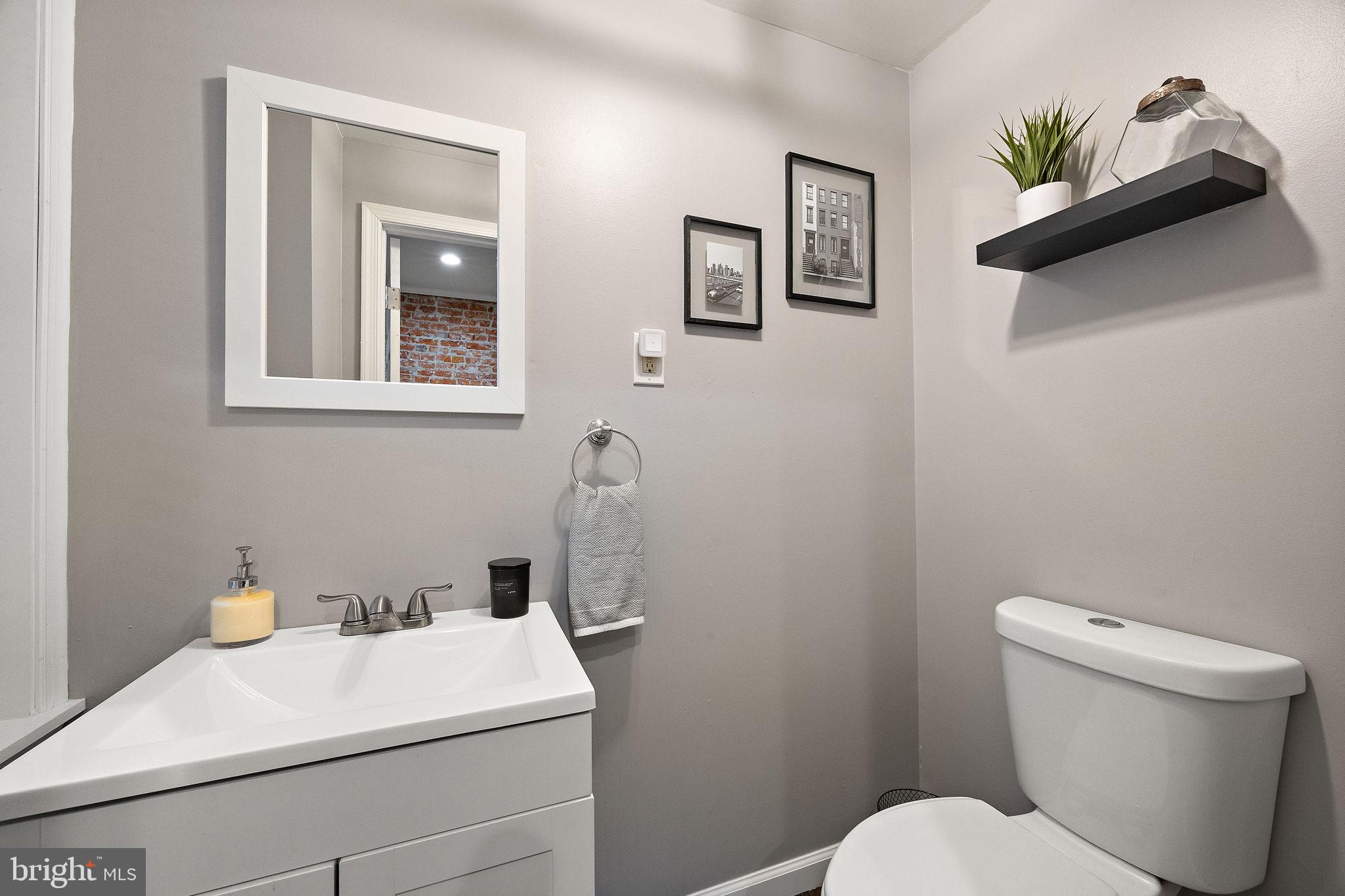 705 S VAN BUREN STREET