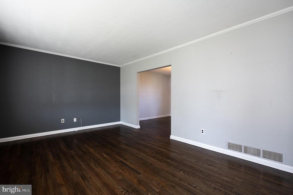2148 ELDER DRIVE