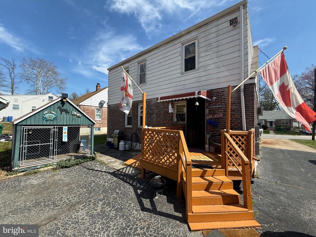 7 N MARY STREET
