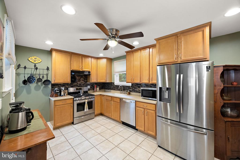 4408 MILLER ROAD