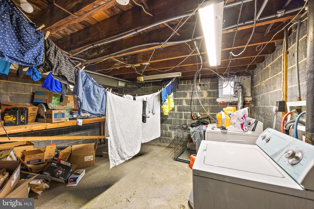 127 EASTLAWN AVENUE