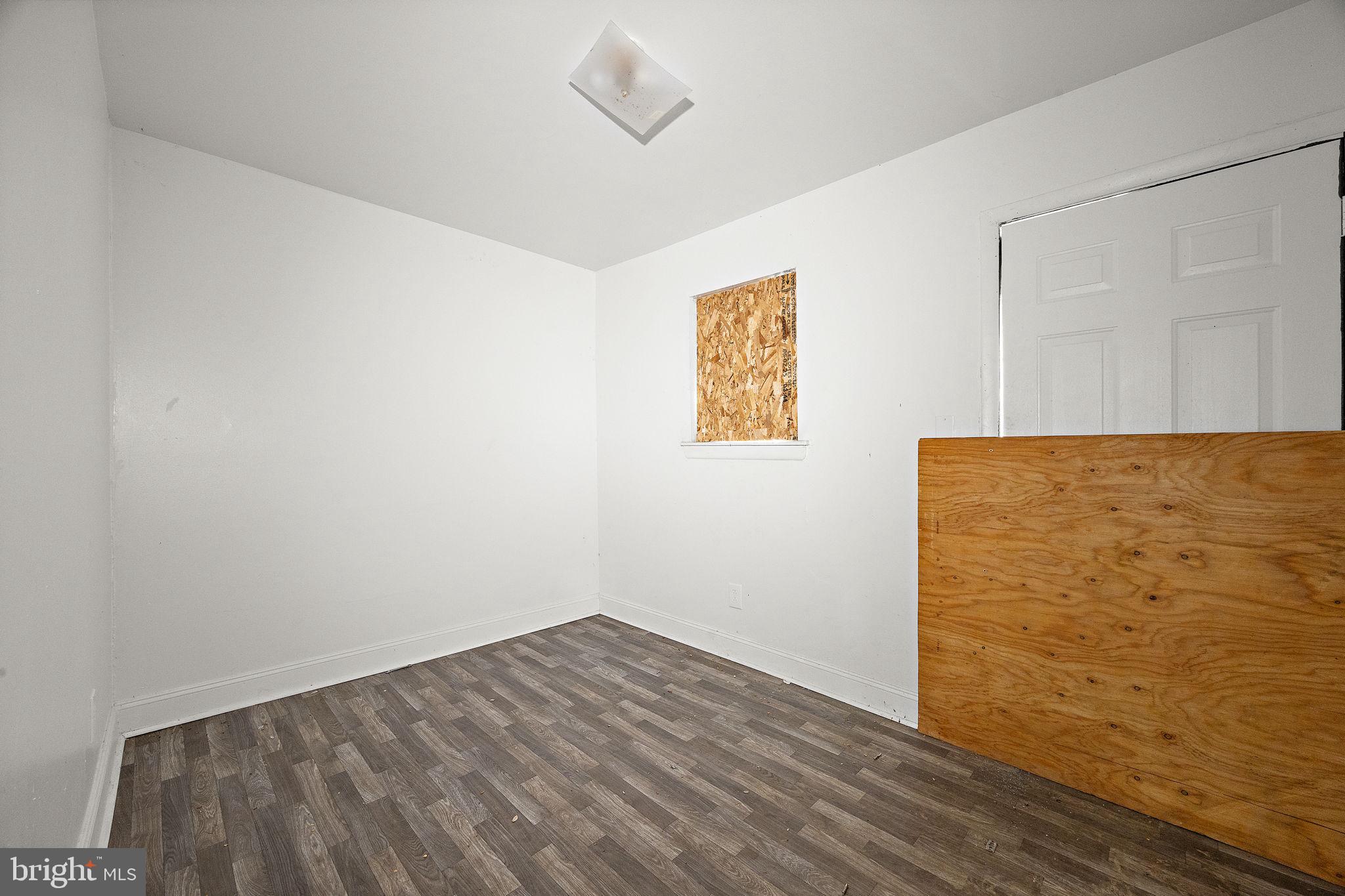 624 W 8TH STREET