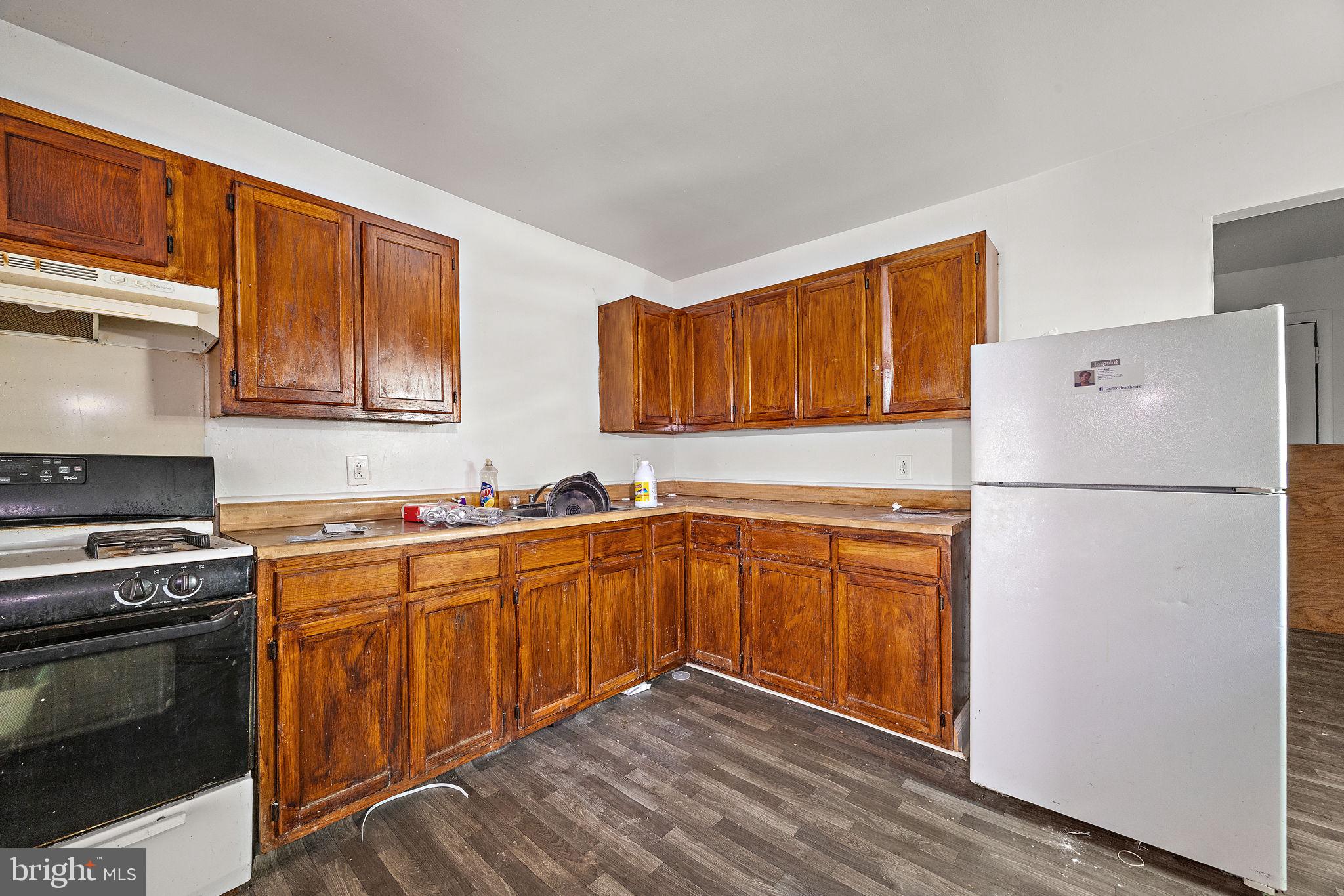 624 W 8TH STREET