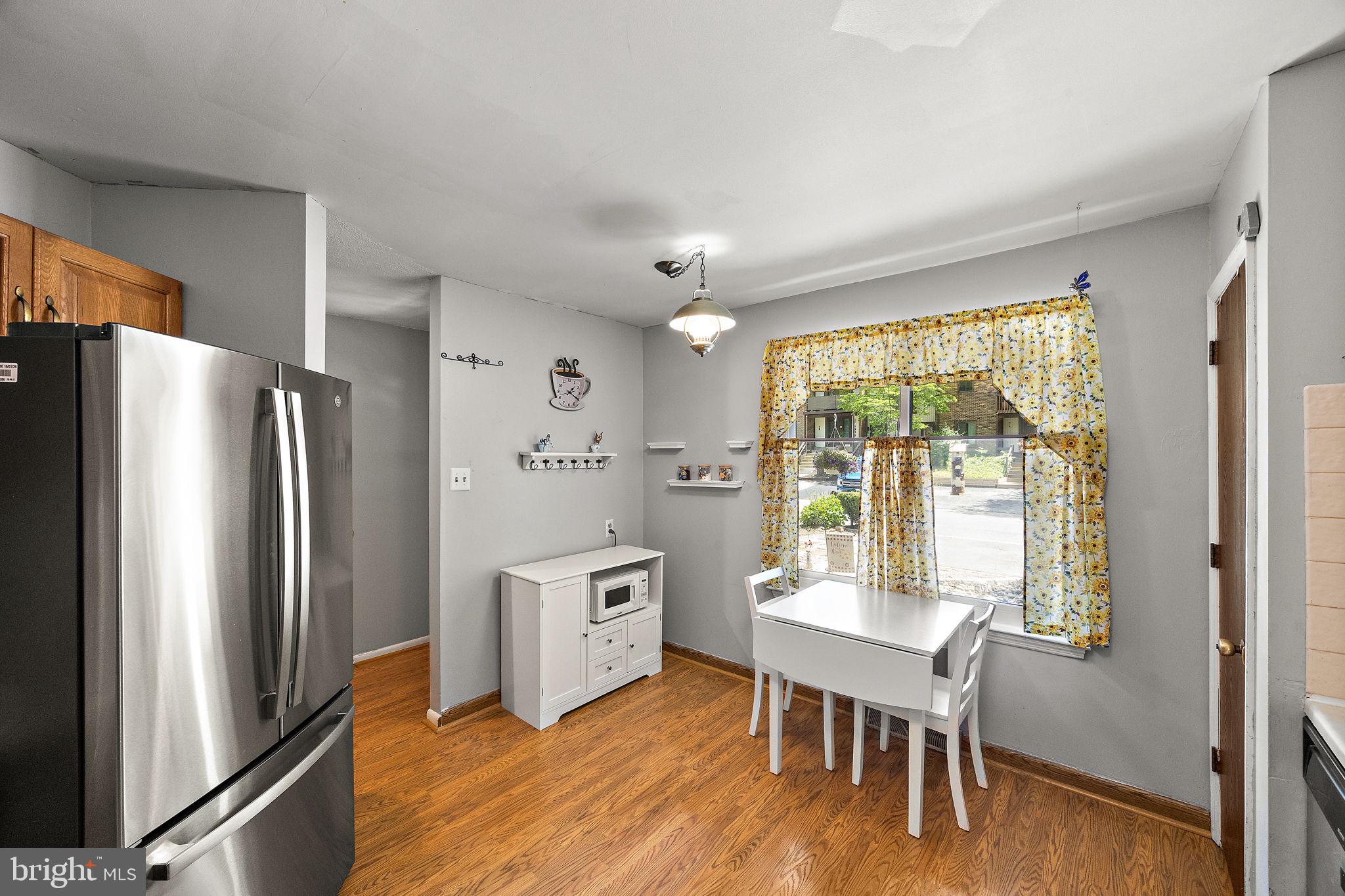5415 DORAL DRIVE
