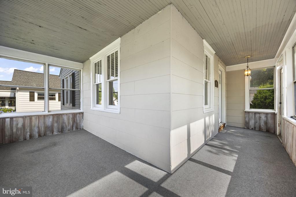 101 CURTIS AVENUE