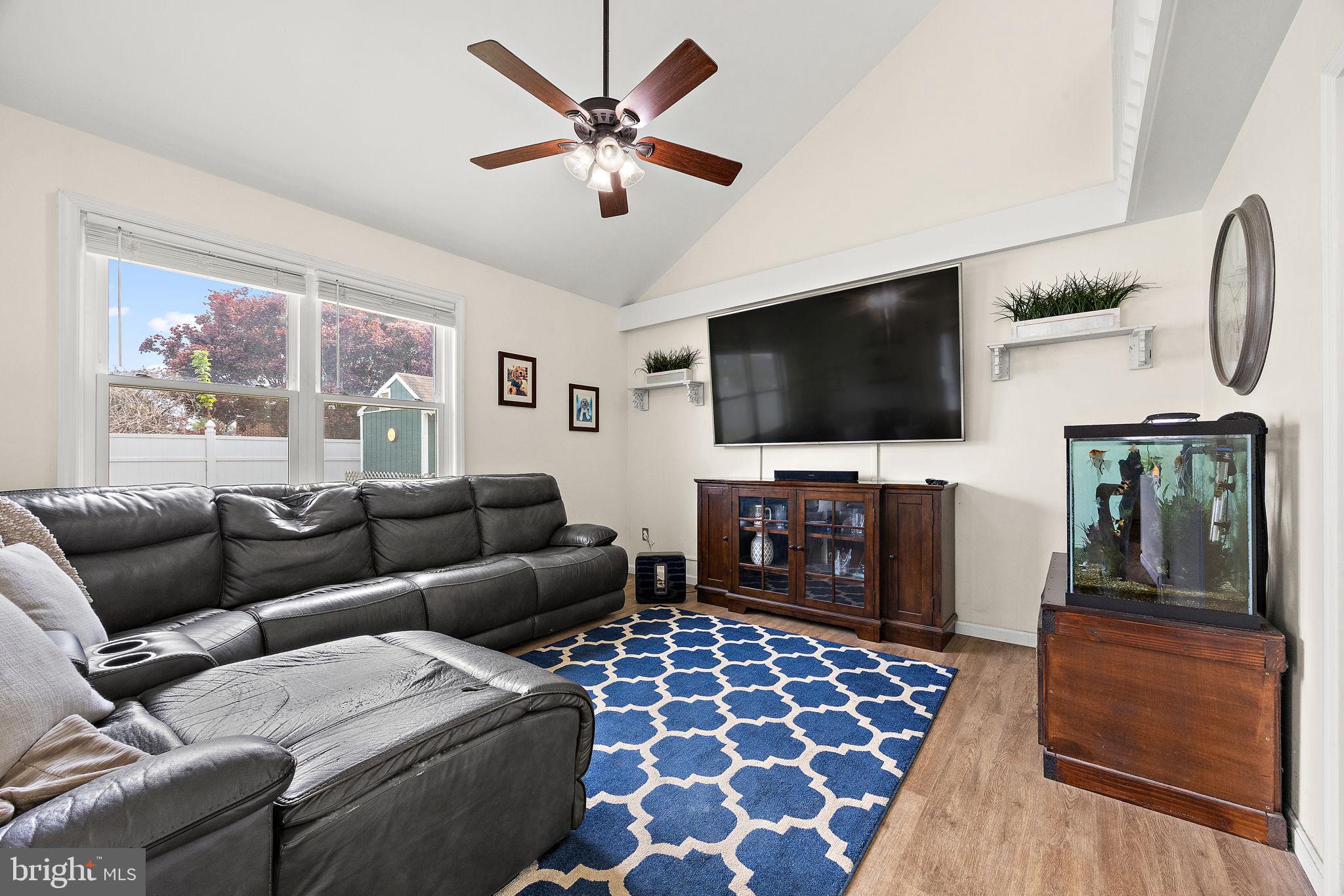 1905 S WOODMILL DRIVE