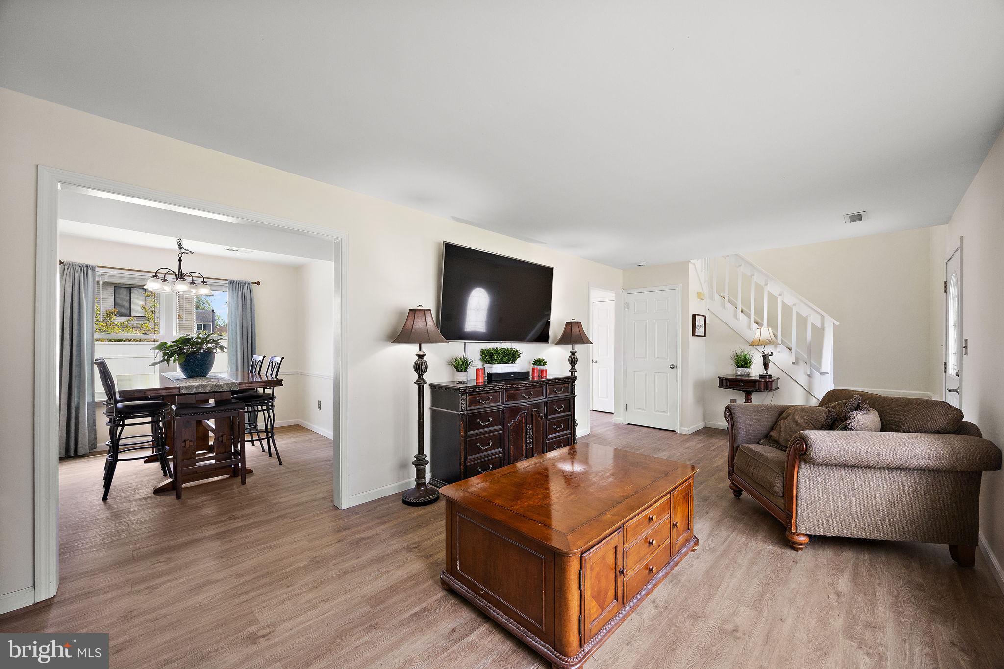 1905 S WOODMILL DRIVE