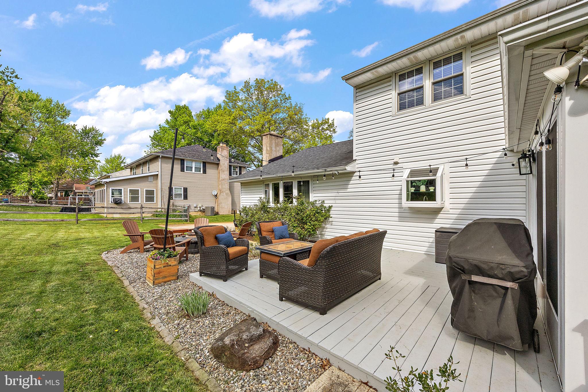 2511 NORTH GATE