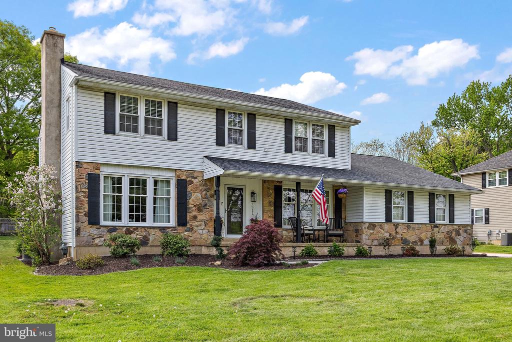 2511 NORTH GATE