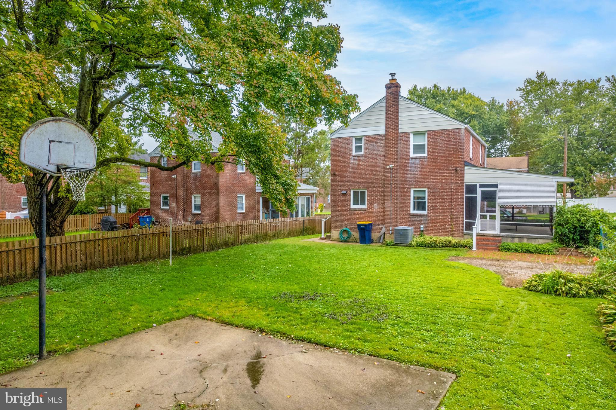 8 MARVILO AVENUE