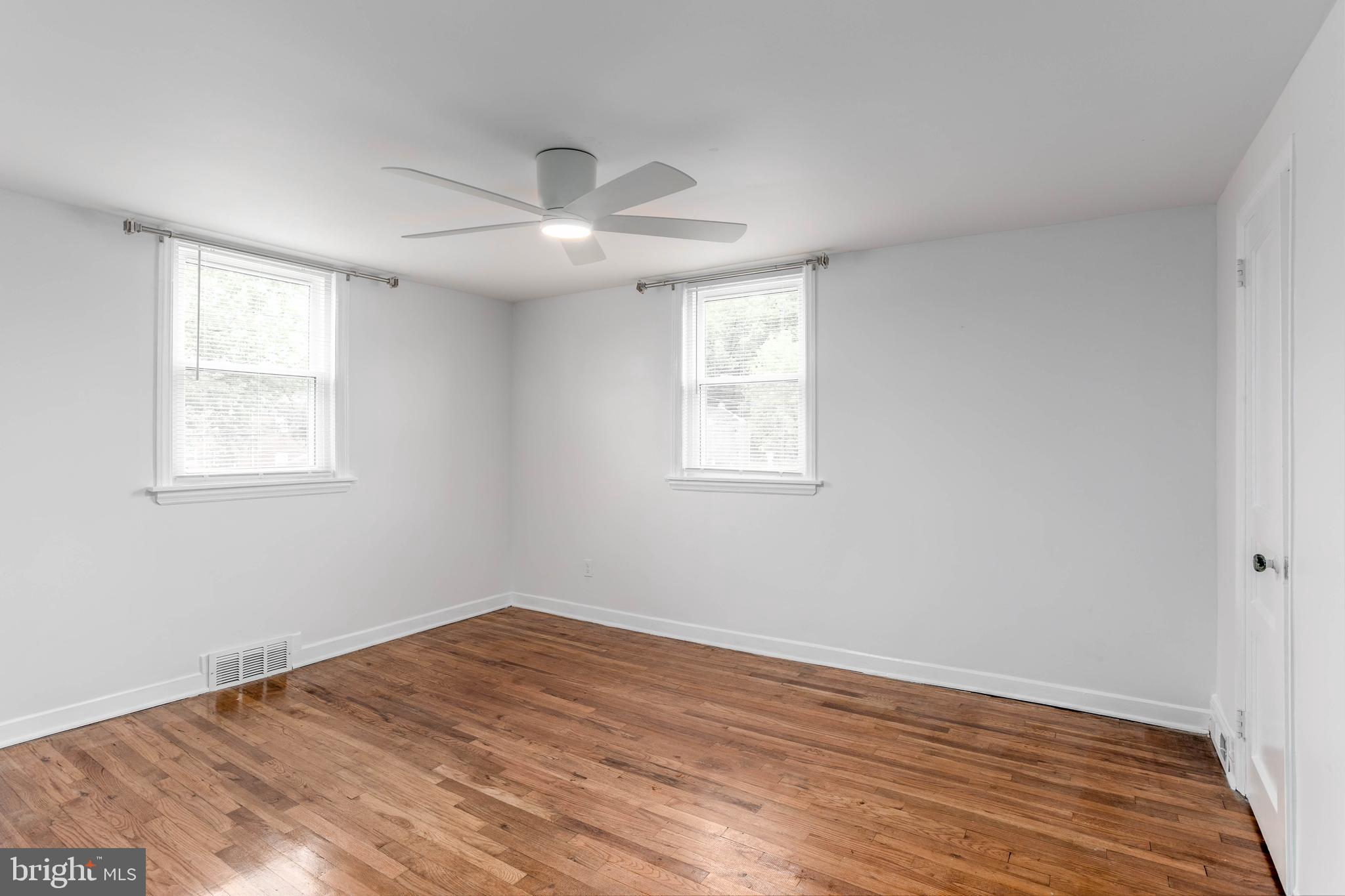 8 MARVILO AVENUE