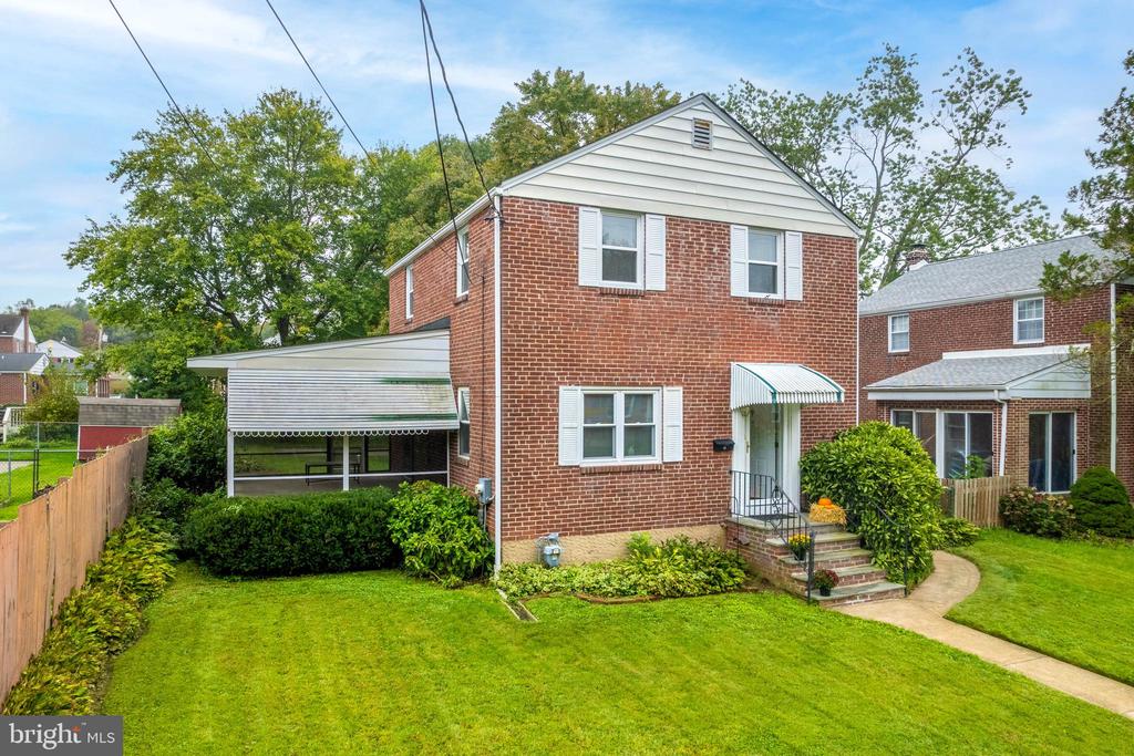 8 MARVILO AVENUE