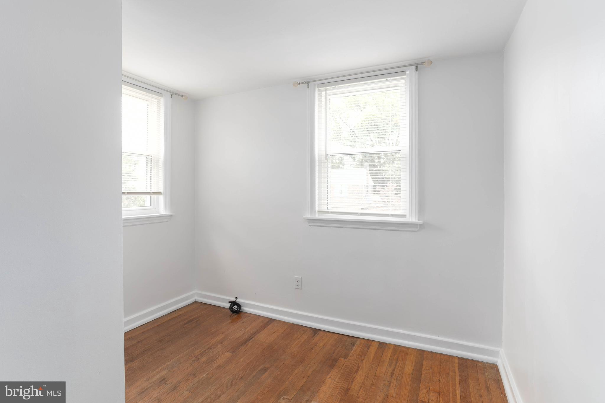 8 MARVILO AVENUE
