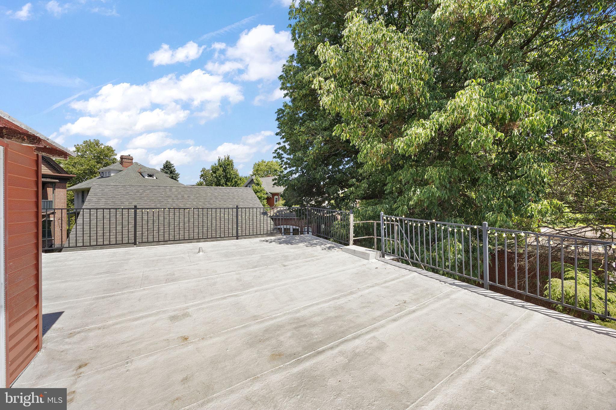 409 W 20TH STREET 2