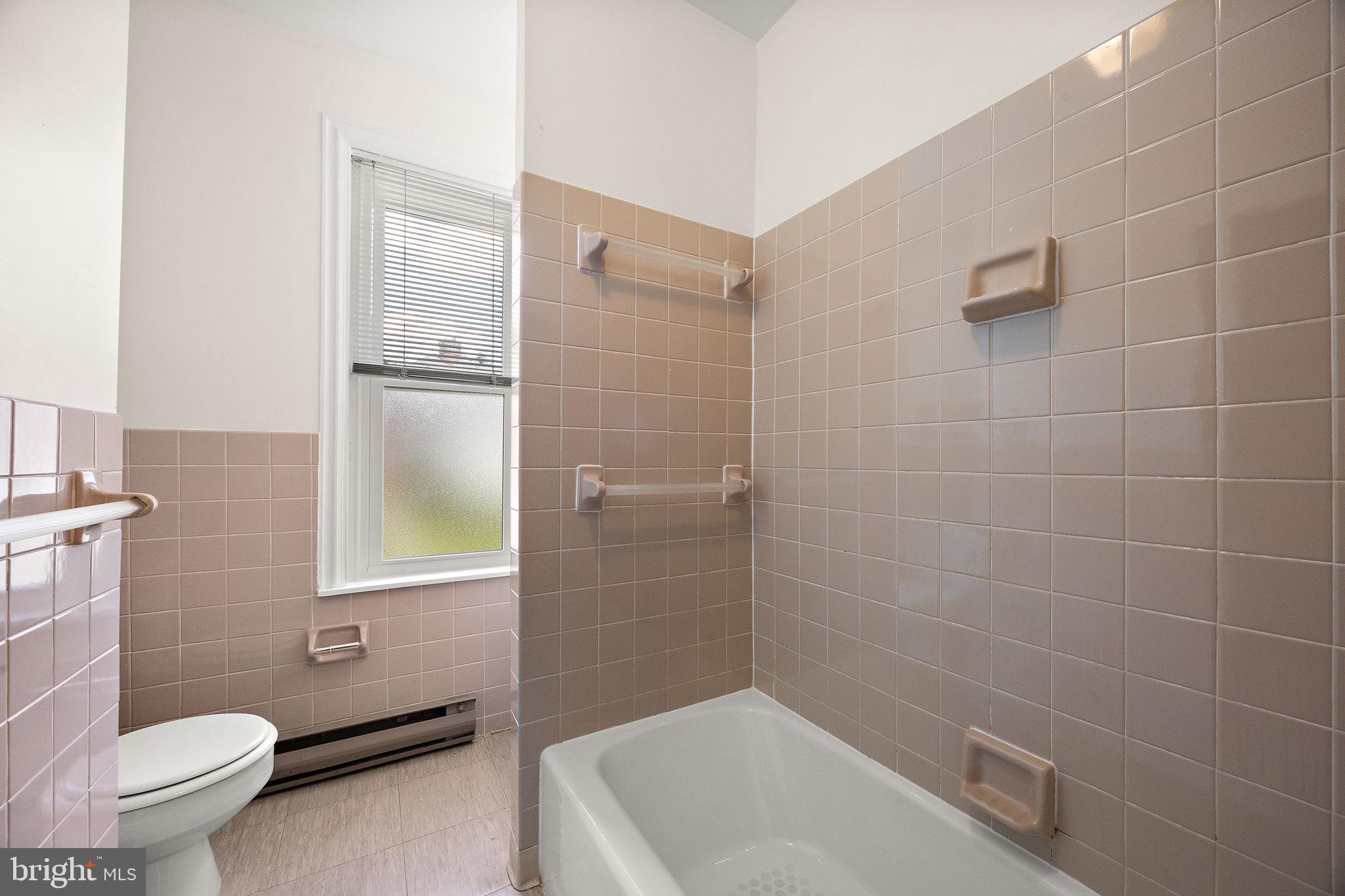 409 W 20TH STREET 2