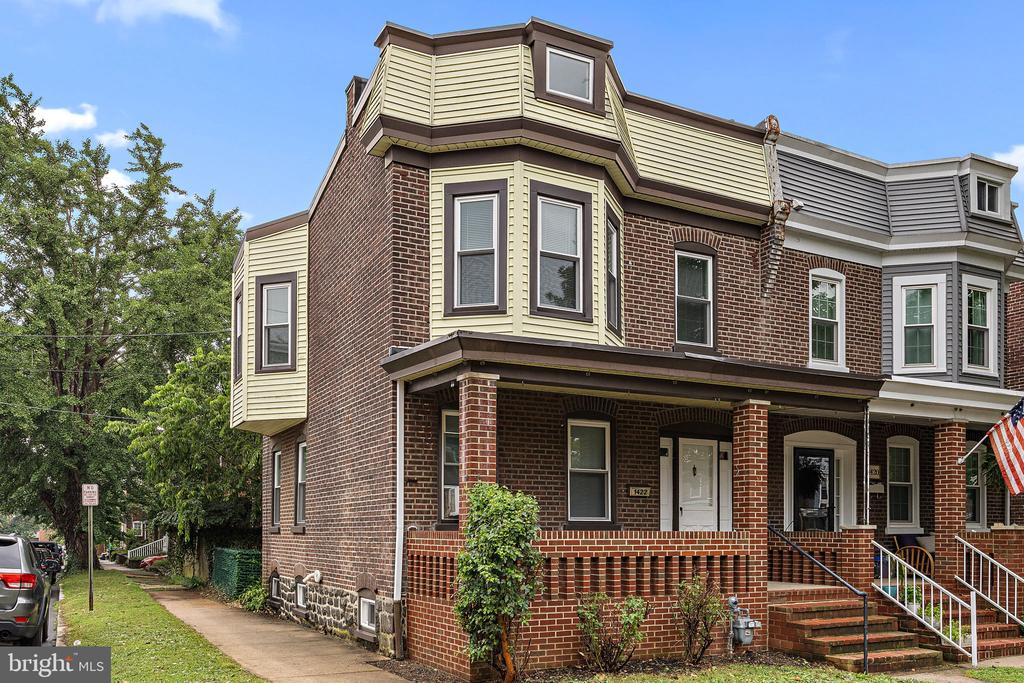 1422 N UNION STREET