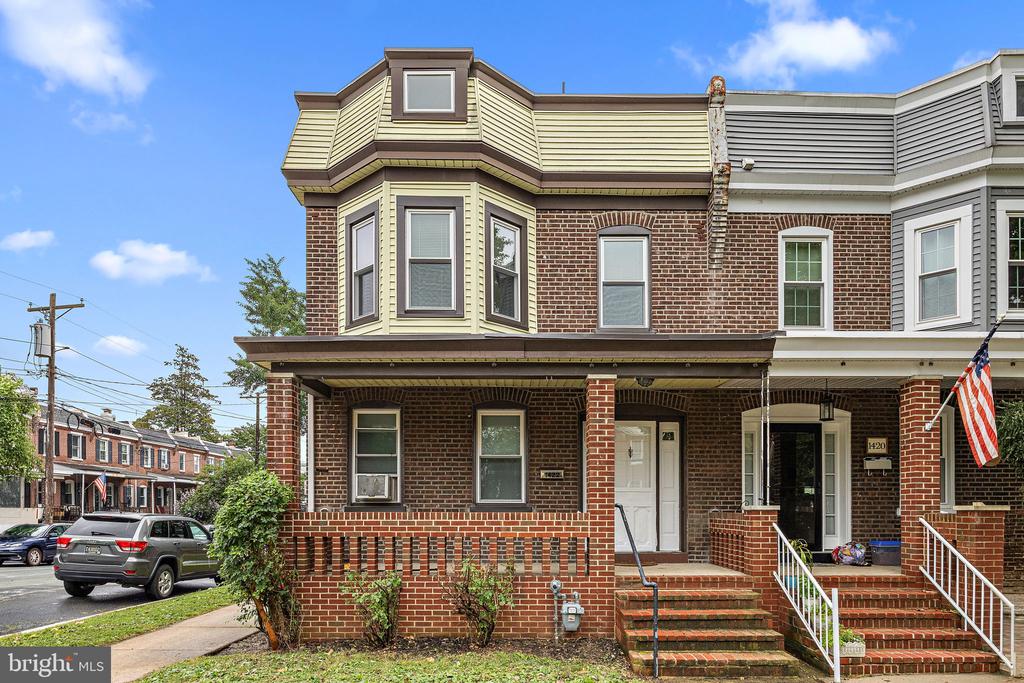 1422 N UNION STREET