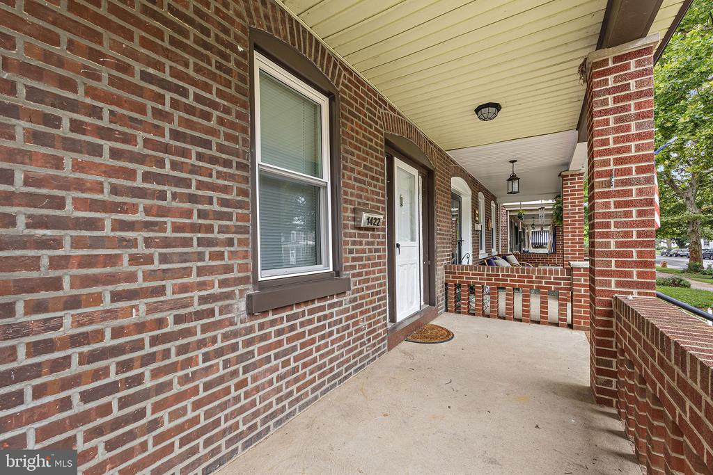 1422 N UNION STREET