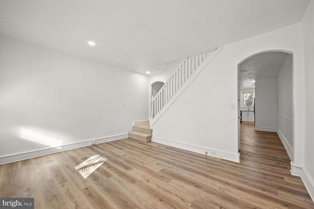 1715 W 8TH STREET