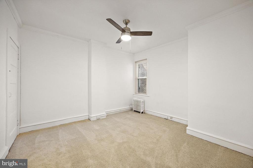 1715 W 8TH STREET