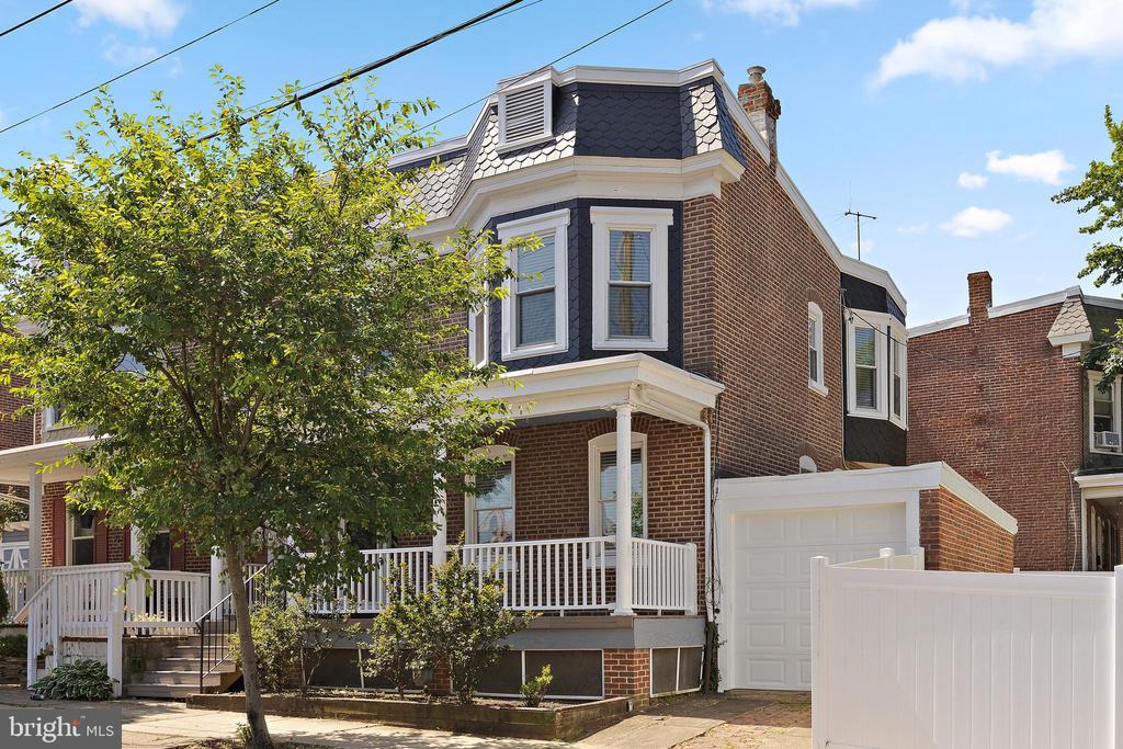 1618 W 14TH