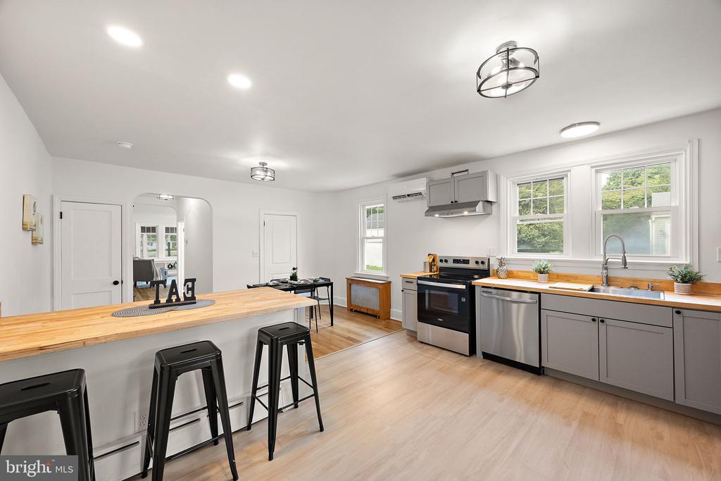 2526 EBRIGHT ROAD