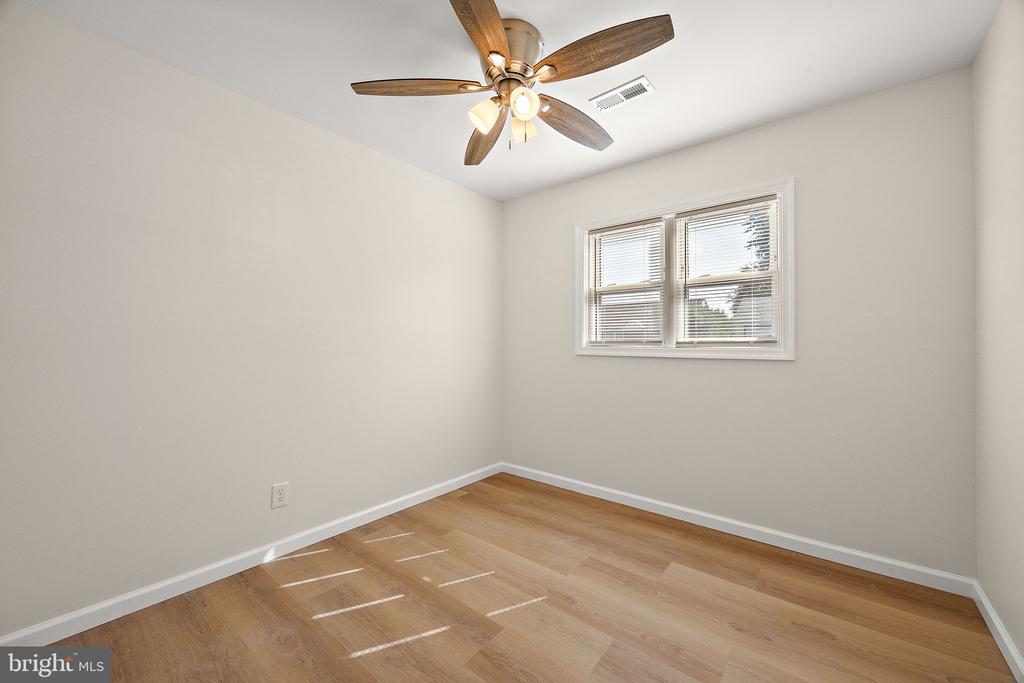 17 CAHALAN ROAD