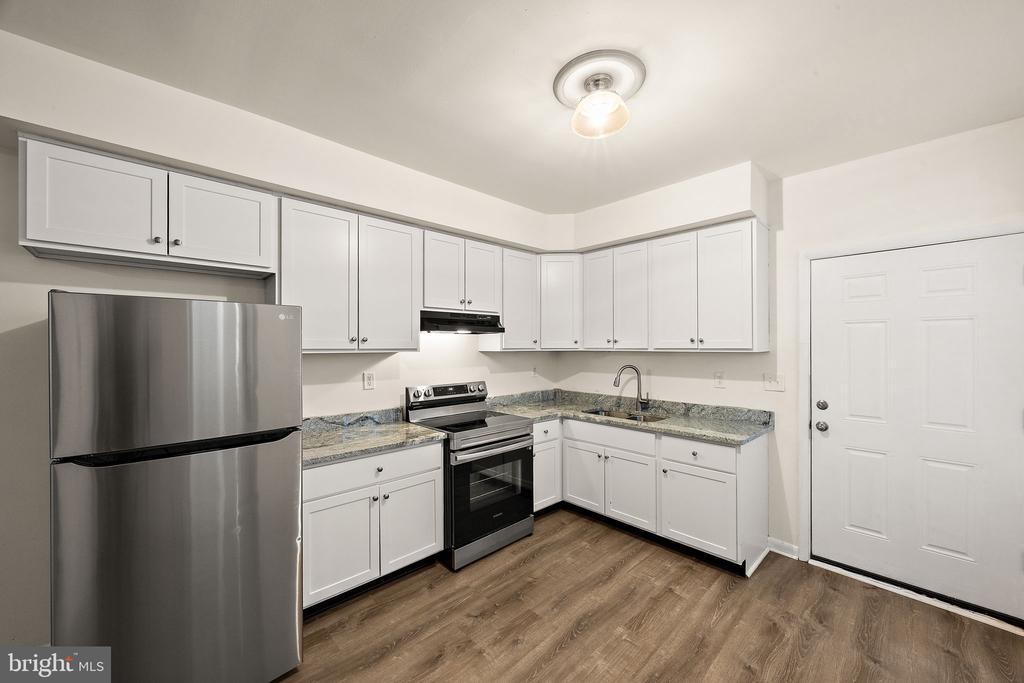1006 7TH STREET