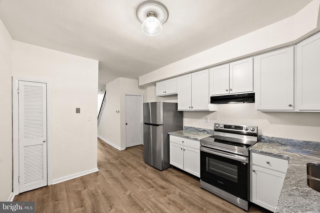 1006 7TH STREET