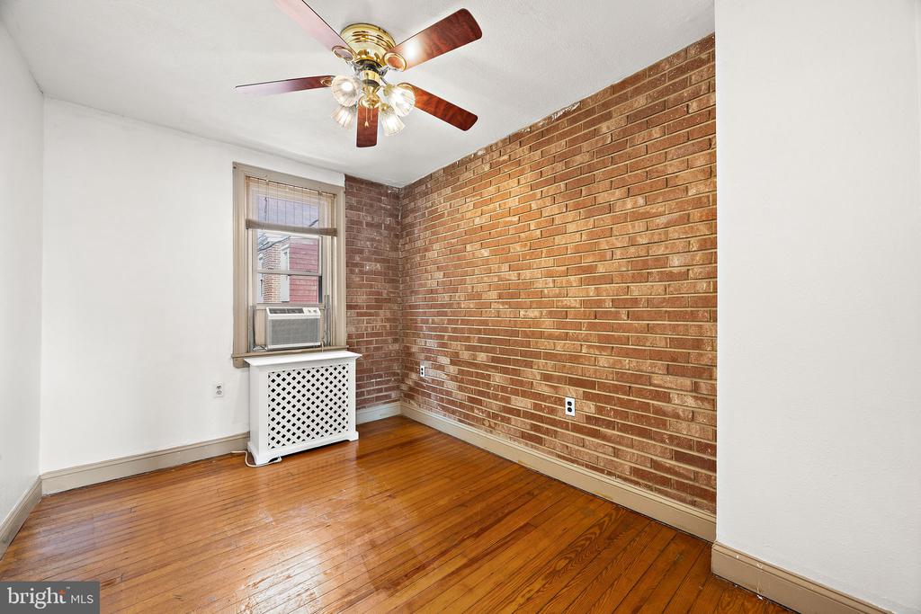 1805 W 8TH STREET