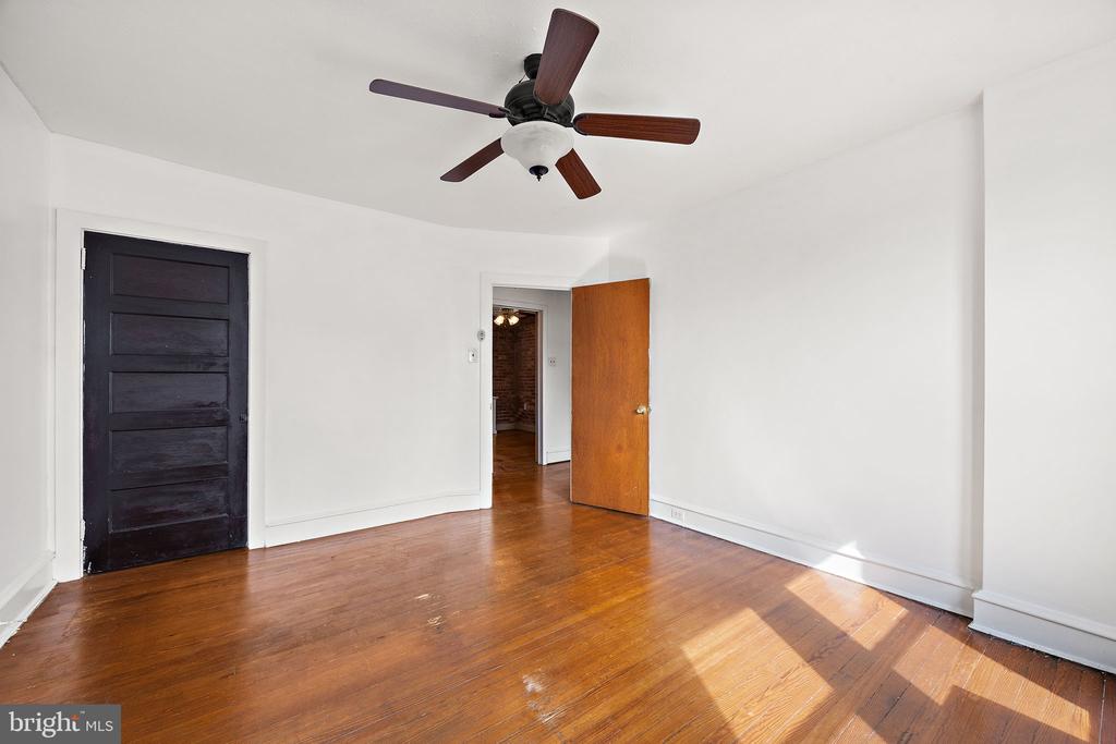 1805 W 8TH STREET