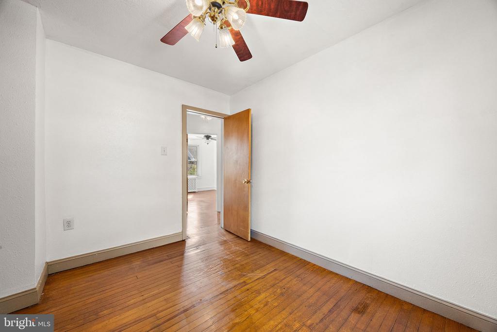 1805 W 8TH STREET