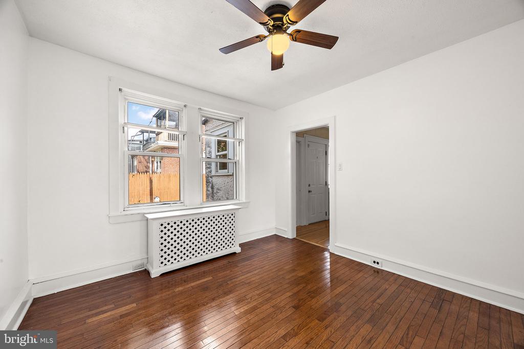 1805 W 8TH STREET
