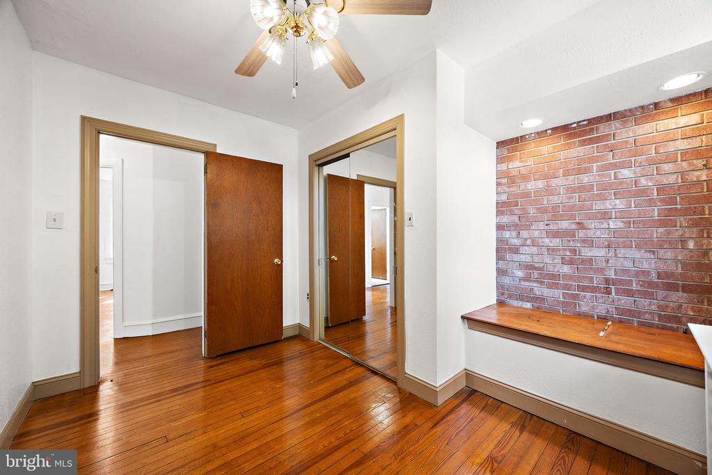 1805 W 8TH STREET
