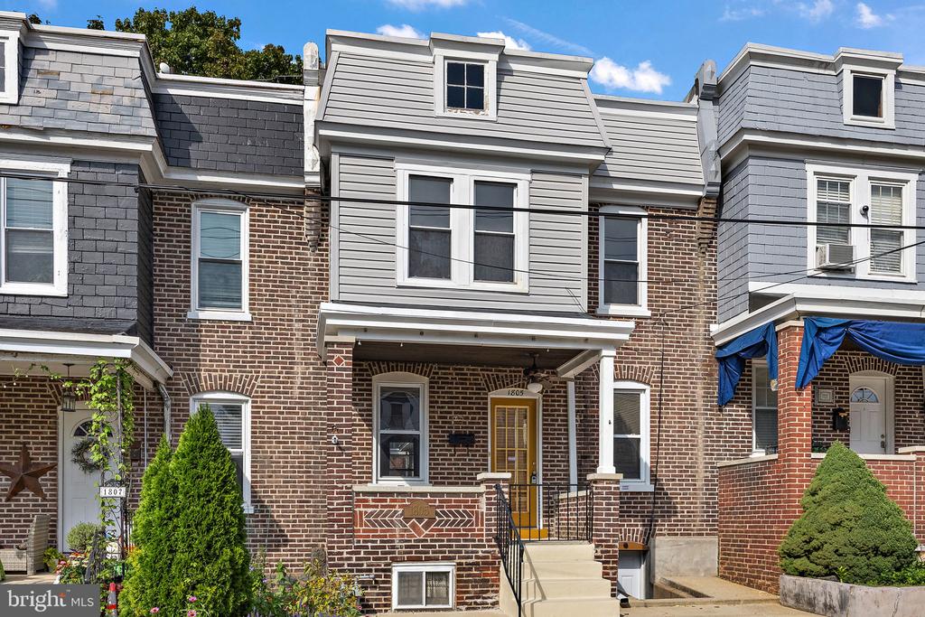 1805 W 8TH STREET