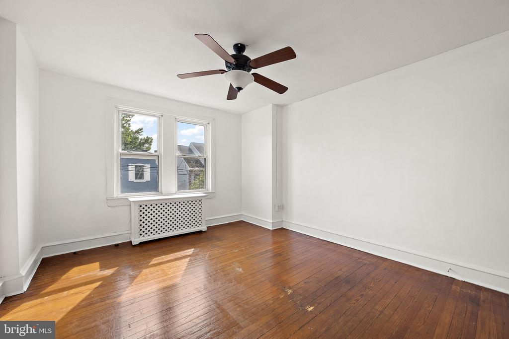 1805 W 8TH STREET