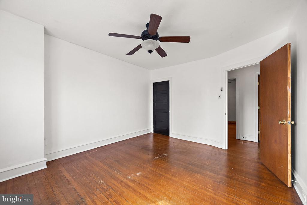 1805 W 8TH STREET