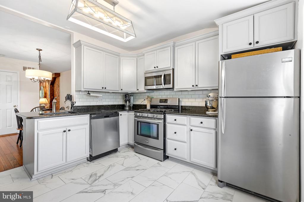 1718 13TH STREET