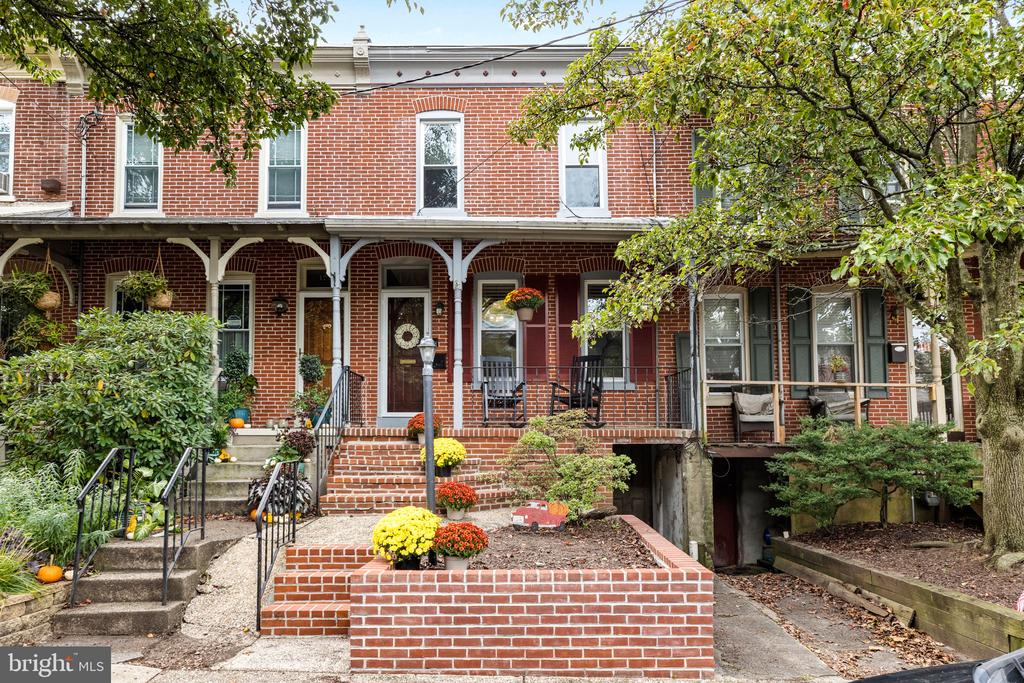 1718 13TH STREET