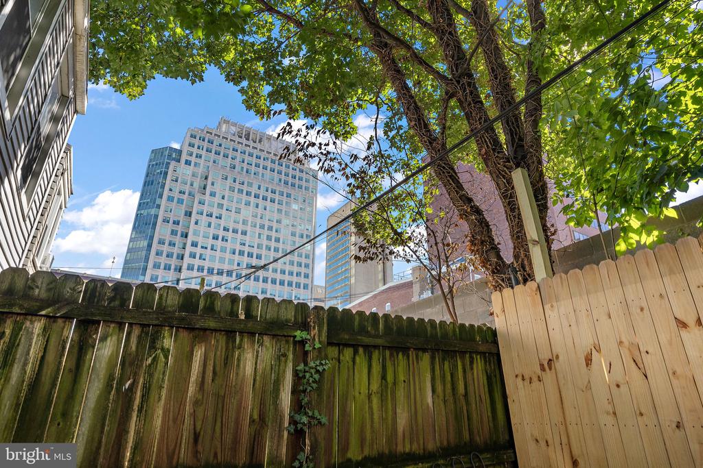 118 W 13TH STREET