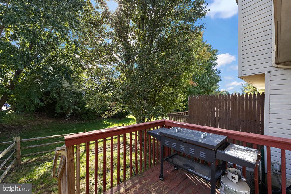 13 W CHRISTINA PLACE