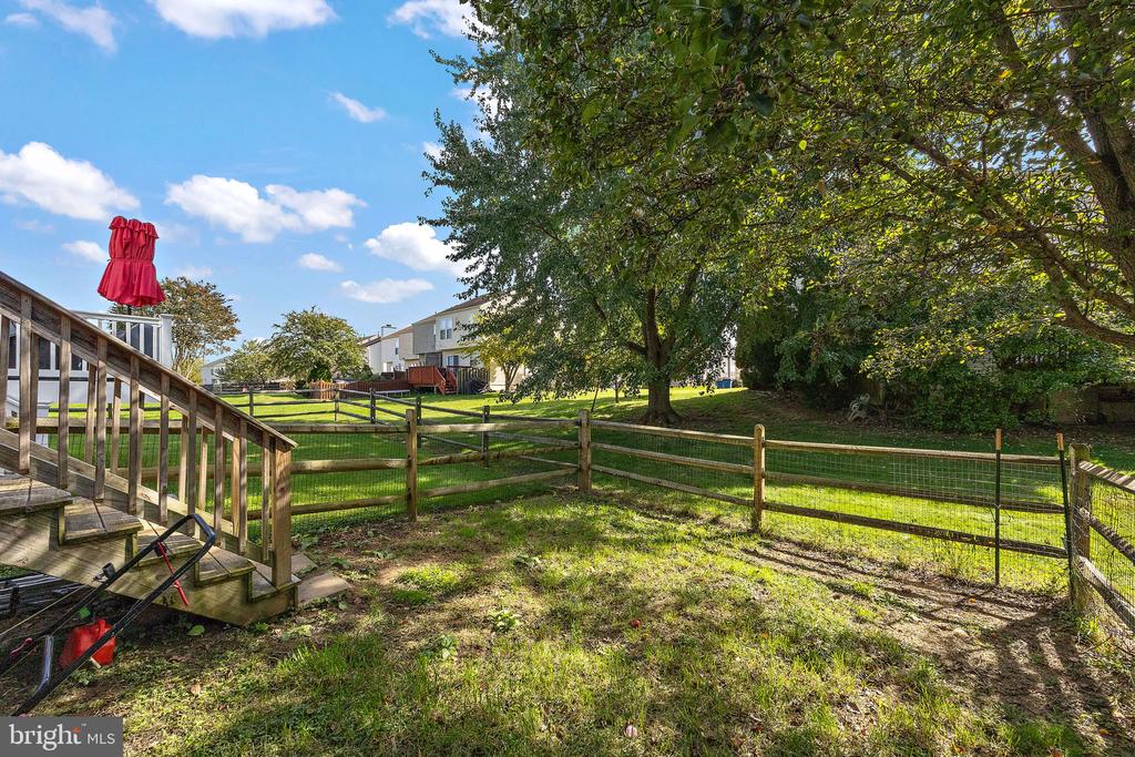 13 W CHRISTINA PLACE