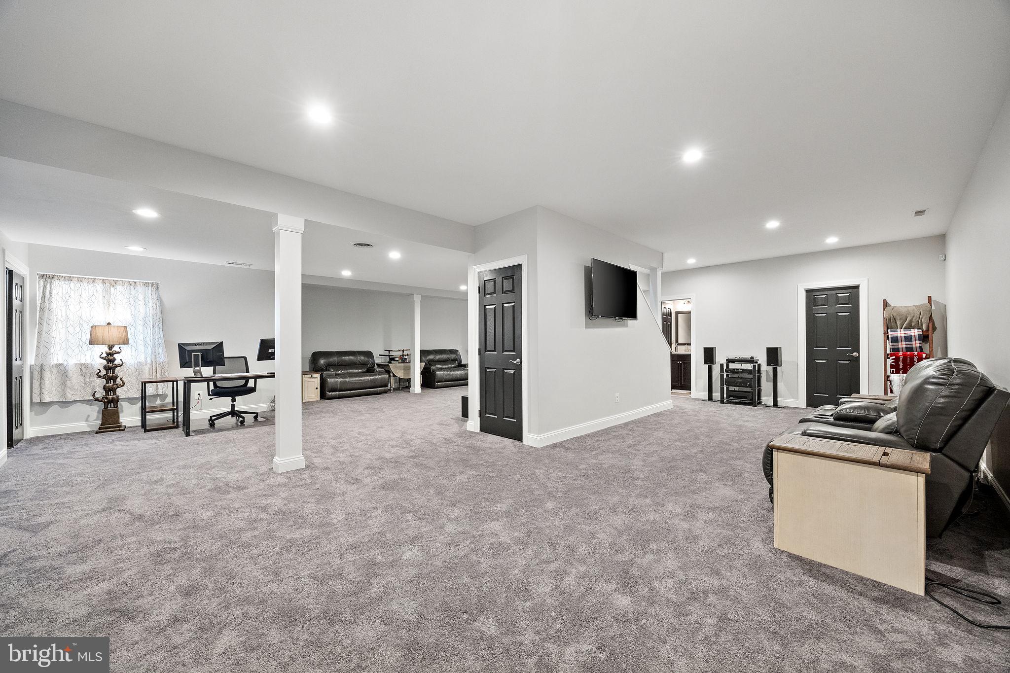 345 Austin Dr