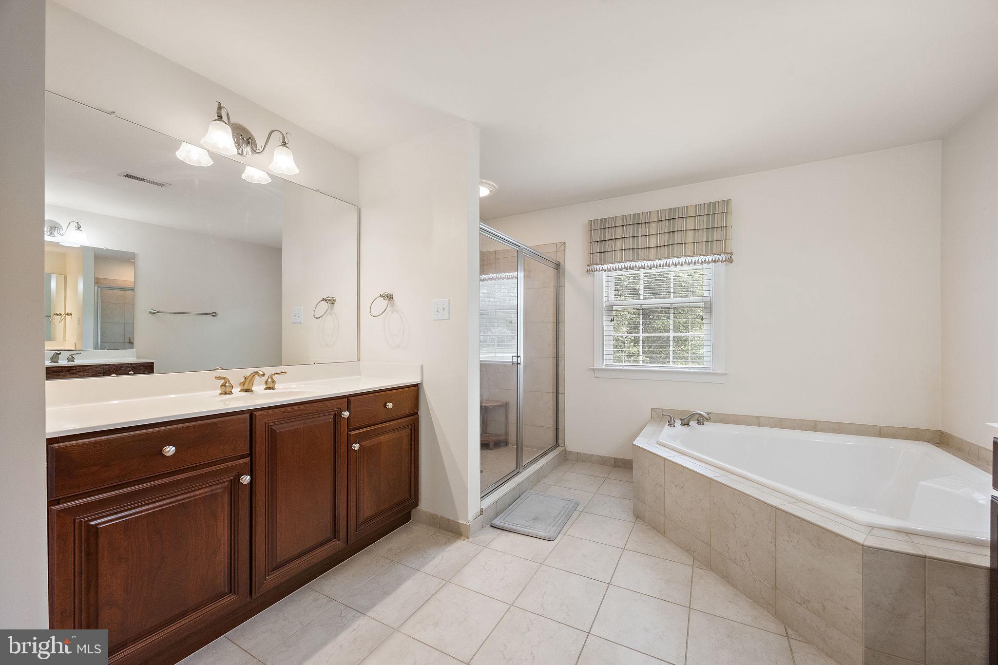 345 Austin Dr