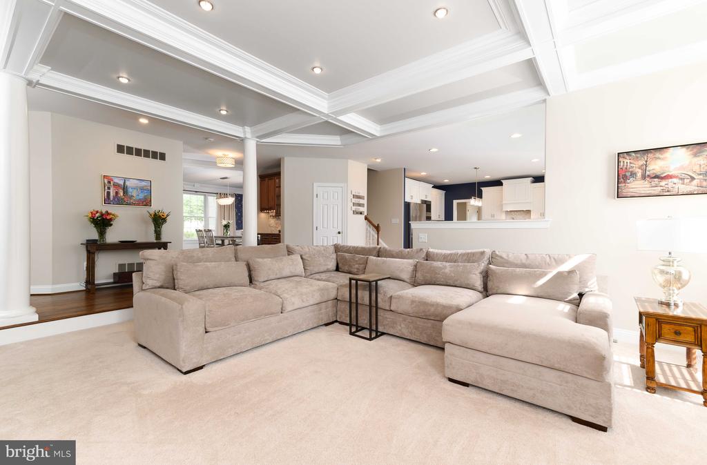 128 Harrogate Dr