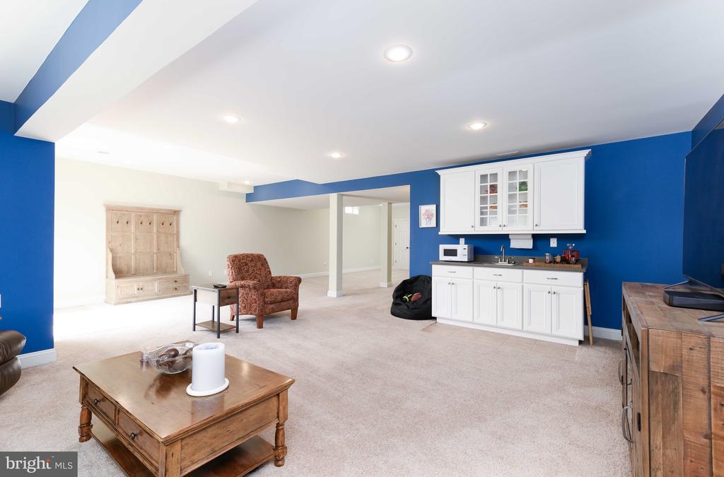 128 Harrogate Dr