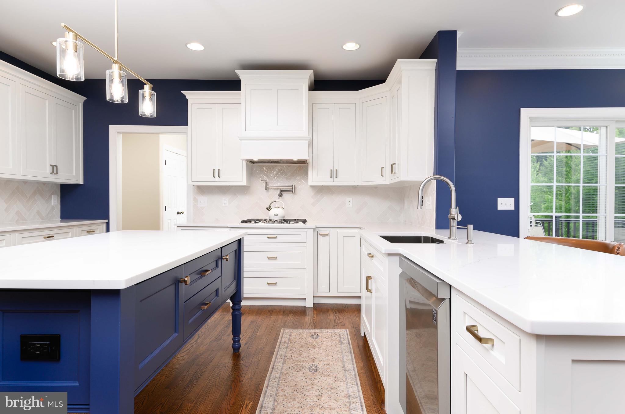 128 Harrogate Dr
