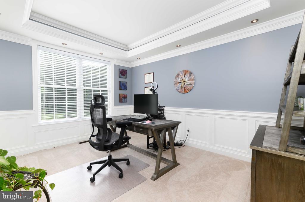 128 Harrogate Dr